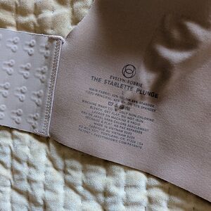 Evelyn & Bobbie Starlette Plunge Strapless Bra - Nude